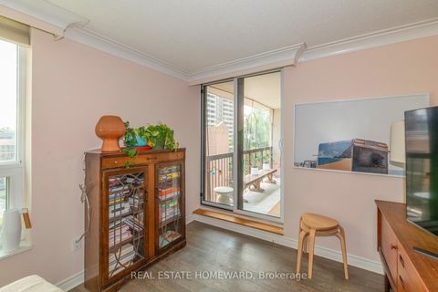 Photo 13 at 615 - 77 Maitland Place, South St. James Town, Toronto