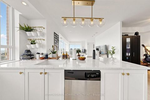 Photo 8 at 1910 - 125 Western Battery Road, Niagara, Toronto