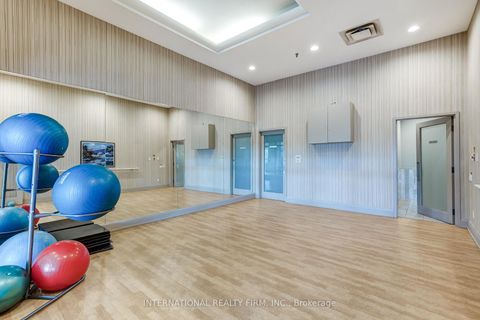 Photo 14 at 906 - 8 Hillcrest Avenue, Willowdale East, Toronto