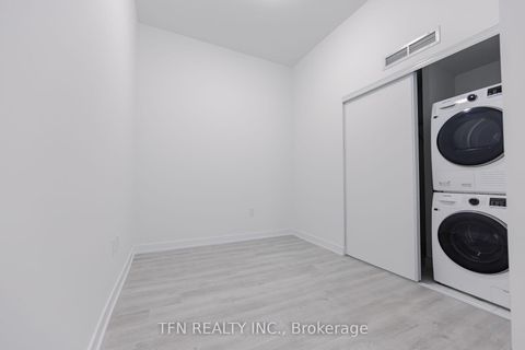 Photo 12 at 514 - 15 Richardson Street, Waterfront Communities C8, Toronto