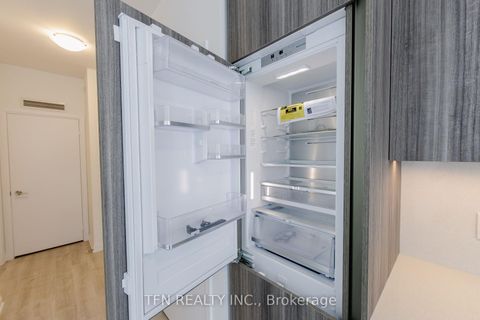 Photo 7 at 1318 - 15 Richardson Street, Waterfront Communities C8, Toronto