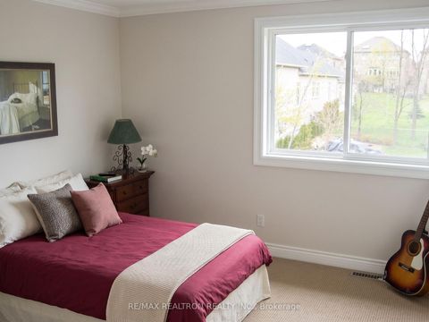 Photo 9 at 166 WELDRICK Road, North Richvale, Richmond Hill