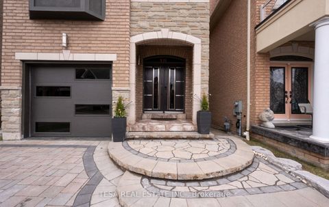 Photo 2 at 417 Lady Nadia Drive, Patterson, Vaughan