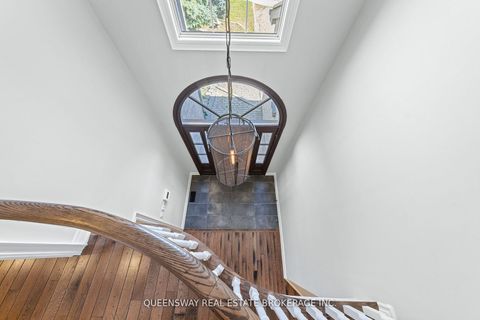 Photo 9 at 619 Culler Mews, Wyndham, Newmarket