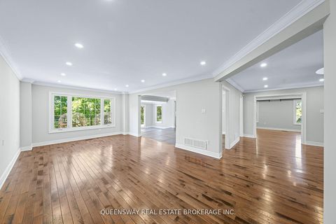 Photo 11 at 619 Culler Mews, Wyndham, Newmarket