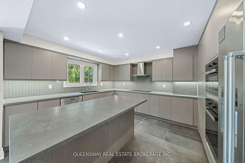 Photo 13 at 619 Culler Mews, Wyndham, Newmarket