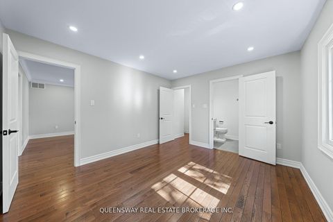 Photo 21 at 619 Culler Mews, Wyndham, Newmarket