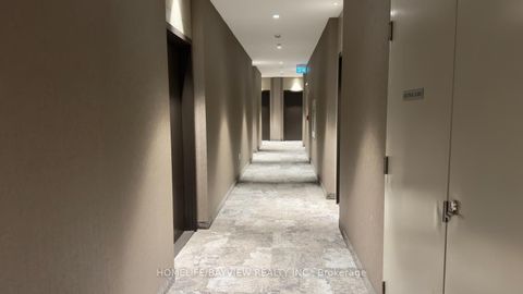 Photo 2 at 512 - 38 Honeycrisp Crescent, Vaughan Corporate Centre, Vaughan