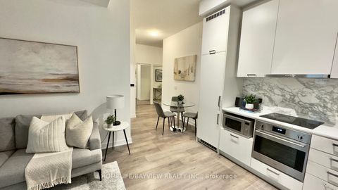 Photo 7 at 512 - 38 Honeycrisp Crescent, Vaughan Corporate Centre, Vaughan
