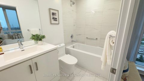 Photo 13 at 512 - 38 Honeycrisp Crescent, Vaughan Corporate Centre, Vaughan