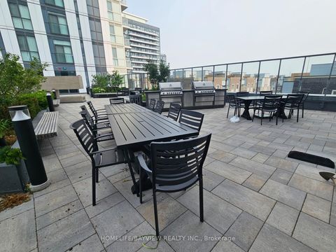 Photo 24 at 512 - 38 Honeycrisp Crescent, Vaughan Corporate Centre, Vaughan
