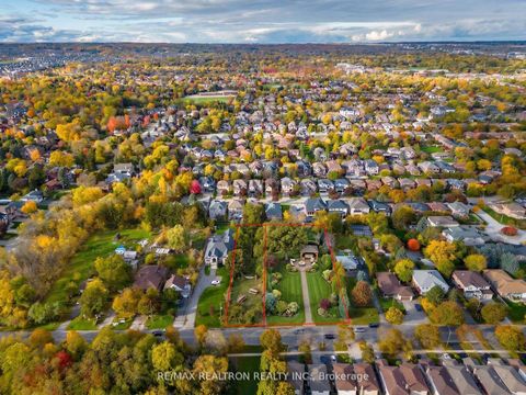 Photo 2 at 162 Weldrick Road W, North Richvale, Richmond Hill