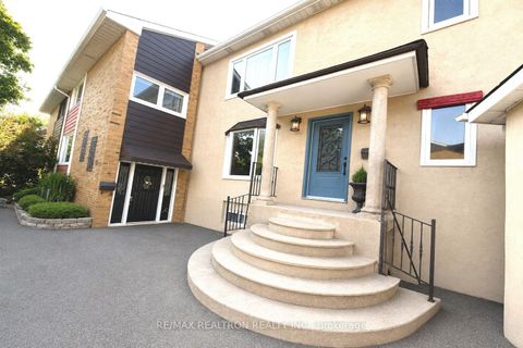 Photo 0 at 20 Redwing Place, Don Mills, Toronto