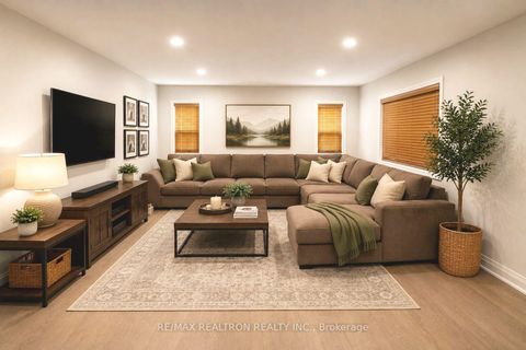 Photo 10 at 20 Redwing Place, Don Mills, Toronto