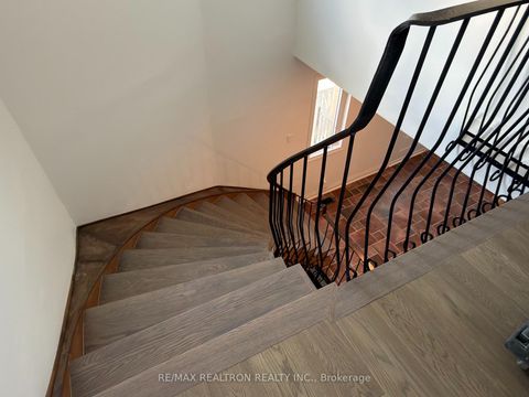 Photo 11 at 20 Redwing Place, Don Mills, Toronto
