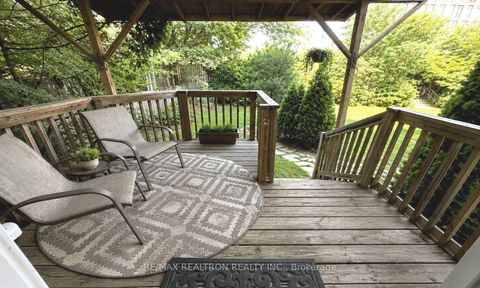 Photo 21 at 20 Redwing Place, Don Mills, Toronto