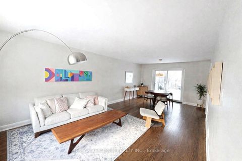 Photo 27 at 20 Redwing Place, Don Mills, Toronto