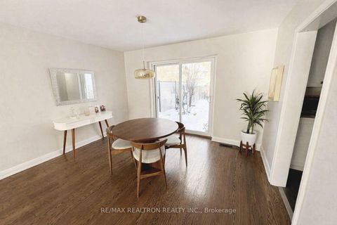 Photo 28 at 20 Redwing Place, Don Mills, Toronto
