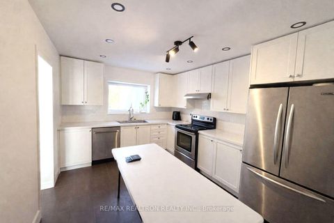 Photo 29 at 20 Redwing Place, Don Mills, Toronto