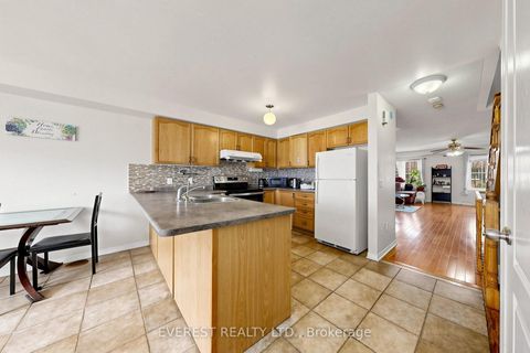 Photo 12 at 121 Jenkinson Way, Dorset Park, Toronto