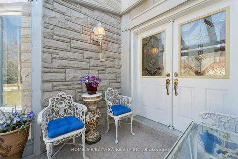 Photo 4 at 11 Sorrento Drive, North Richvale, Richmond Hill