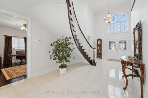 Photo 6 at 11 Sorrento Drive, North Richvale, Richmond Hill
