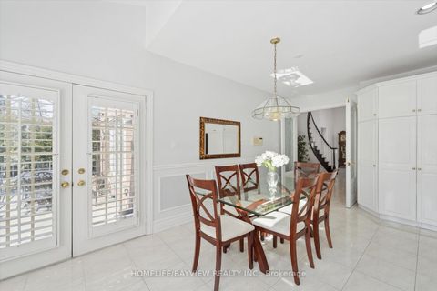 Photo 17 at 11 Sorrento Drive, North Richvale, Richmond Hill