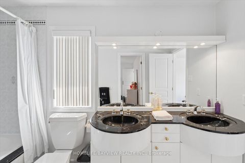 Photo 32 at 11 Sorrento Drive, North Richvale, Richmond Hill