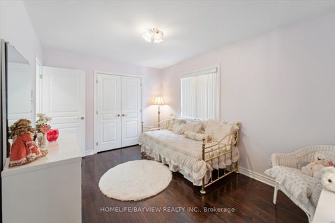 Photo 34 at 11 Sorrento Drive, North Richvale, Richmond Hill