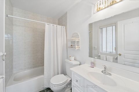 Photo 36 at 11 Sorrento Drive, North Richvale, Richmond Hill