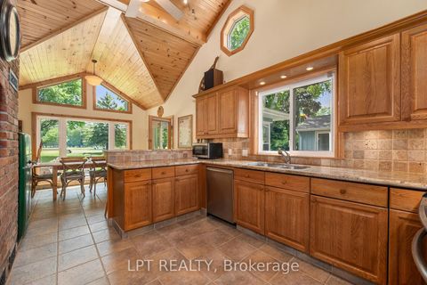 Photo 12 at 101 Hedge Road, Sutton & Jackson's Point, Georgina