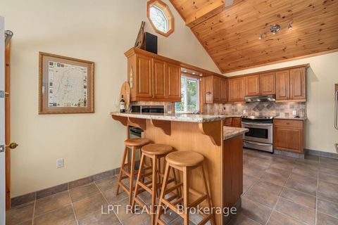 Photo 14 at 101 Hedge Road, Sutton & Jackson's Point, Georgina