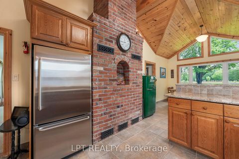 Photo 16 at 101 Hedge Road, Sutton & Jackson's Point, Georgina