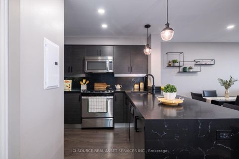 Photo 7 at 1109 - 125 Western Battery Road, Niagara, Toronto