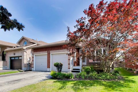 Photo 1 at 9 Monique Crescent, East Bayfield, Barrie