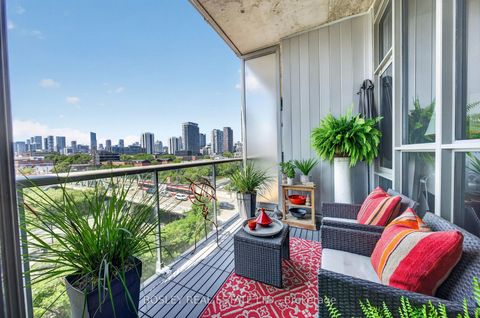 Photo 9 at 505 - 625 Queen Street E, South Riverdale, Toronto