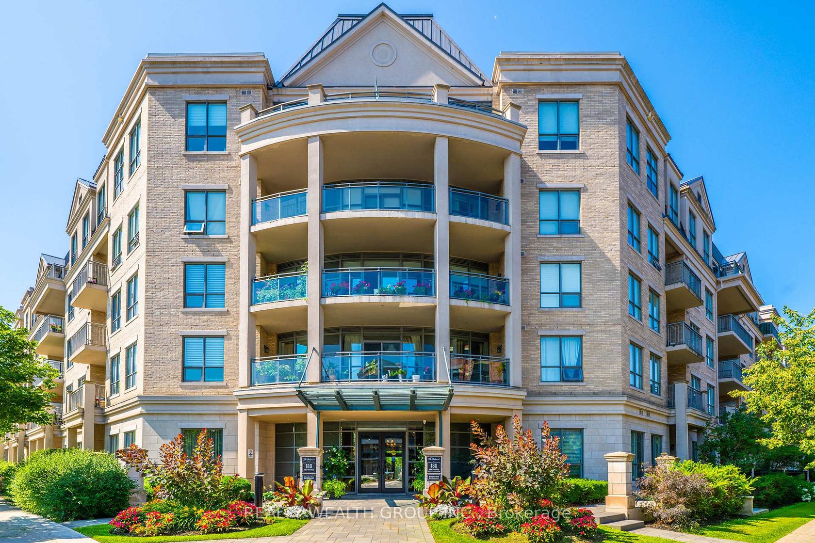108 - 180 John West Way, Bayview Wellington, Aurora photo 3
