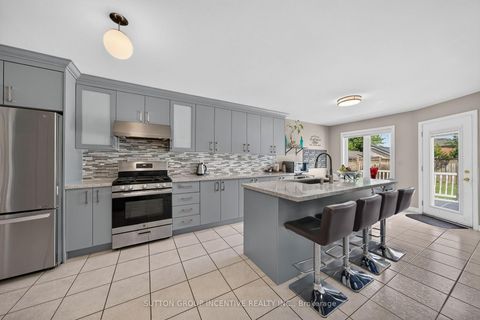 Photo 5 at 850 Leslie Drive, Alcona, Innisfil