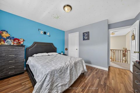 Photo 12 at 850 Leslie Drive, Alcona, Innisfil