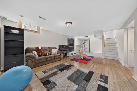 Photo 15 at 850 Leslie Drive, Alcona, Innisfil