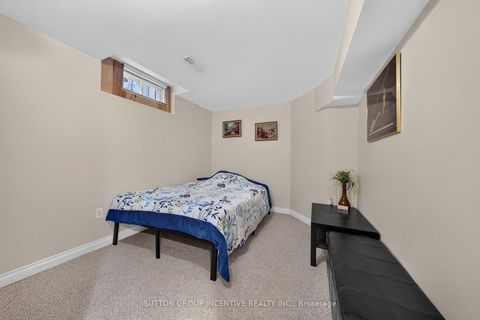 Photo 16 at 850 Leslie Drive, Alcona, Innisfil
