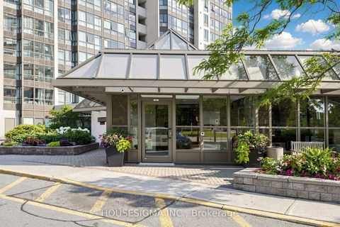 Photo 2 at 401 - 3231 Eglinton Avenue E, Scarborough Village, Toronto
