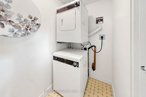 Photo 13 at 401 - 3231 Eglinton Avenue E, Scarborough Village, Toronto