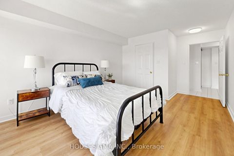 Photo 15 at 401 - 3231 Eglinton Avenue E, Scarborough Village, Toronto
