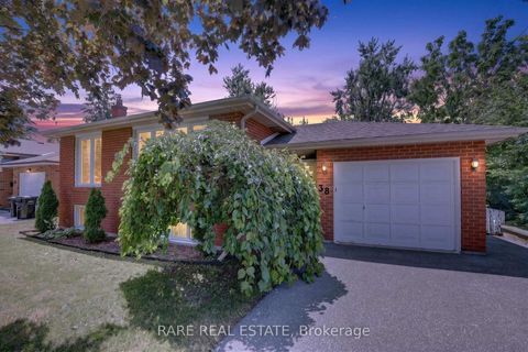 Photo 0 at 38 Lay Street, Wellington, Barrie