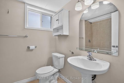 Photo 20 at 38 Lay Street, Wellington, Barrie