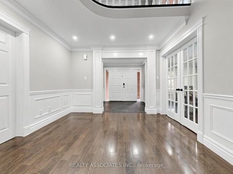 Photo 6 at 96 Zinnia Place S, West Woodbridge, Vaughan