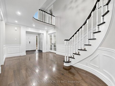 Photo 27 at 96 Zinnia Place S, West Woodbridge, Vaughan