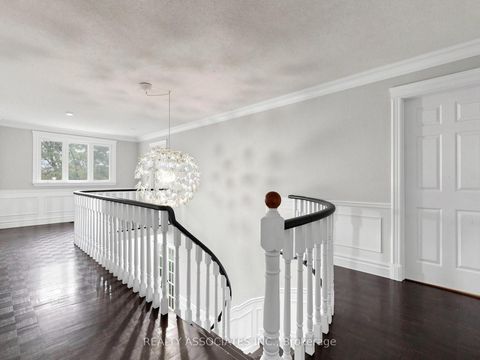 Photo 28 at 96 Zinnia Place S, West Woodbridge, Vaughan