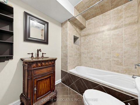 Photo 32 at 96 Zinnia Place S, West Woodbridge, Vaughan